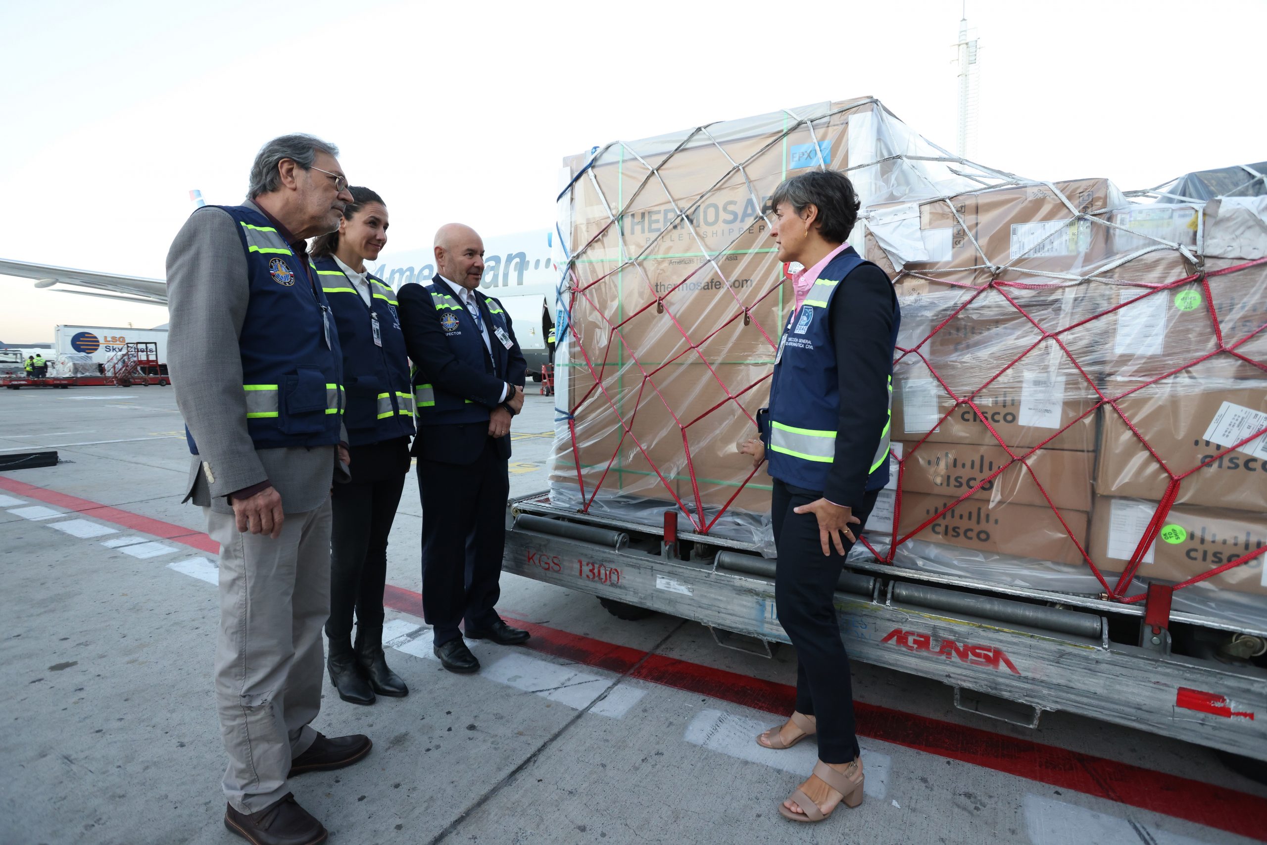 Llega a Chile el primer cargamento de Nirsevimab, medicamento para inmunizar contra el virus sincicial