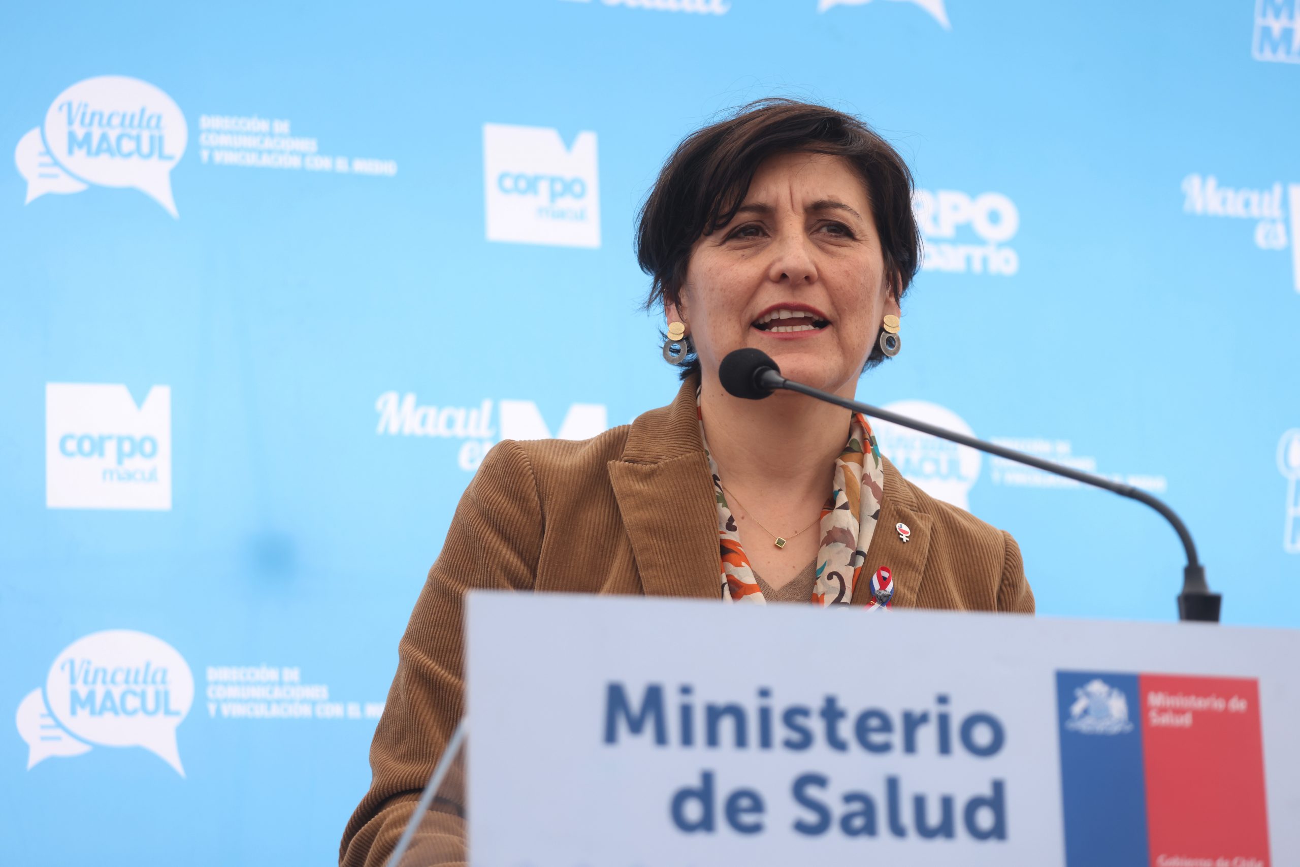 Ministra de Salud encabeza ceremonia de primera piedra de nuevo Cesfam para Macul