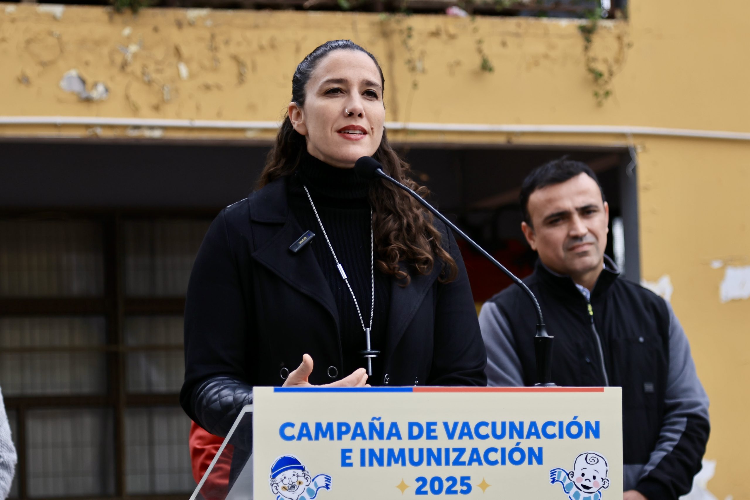 Subsecretarias de Salud Pública y Educación refuerzan Campaña de Vacunación en escuela de El Bosque